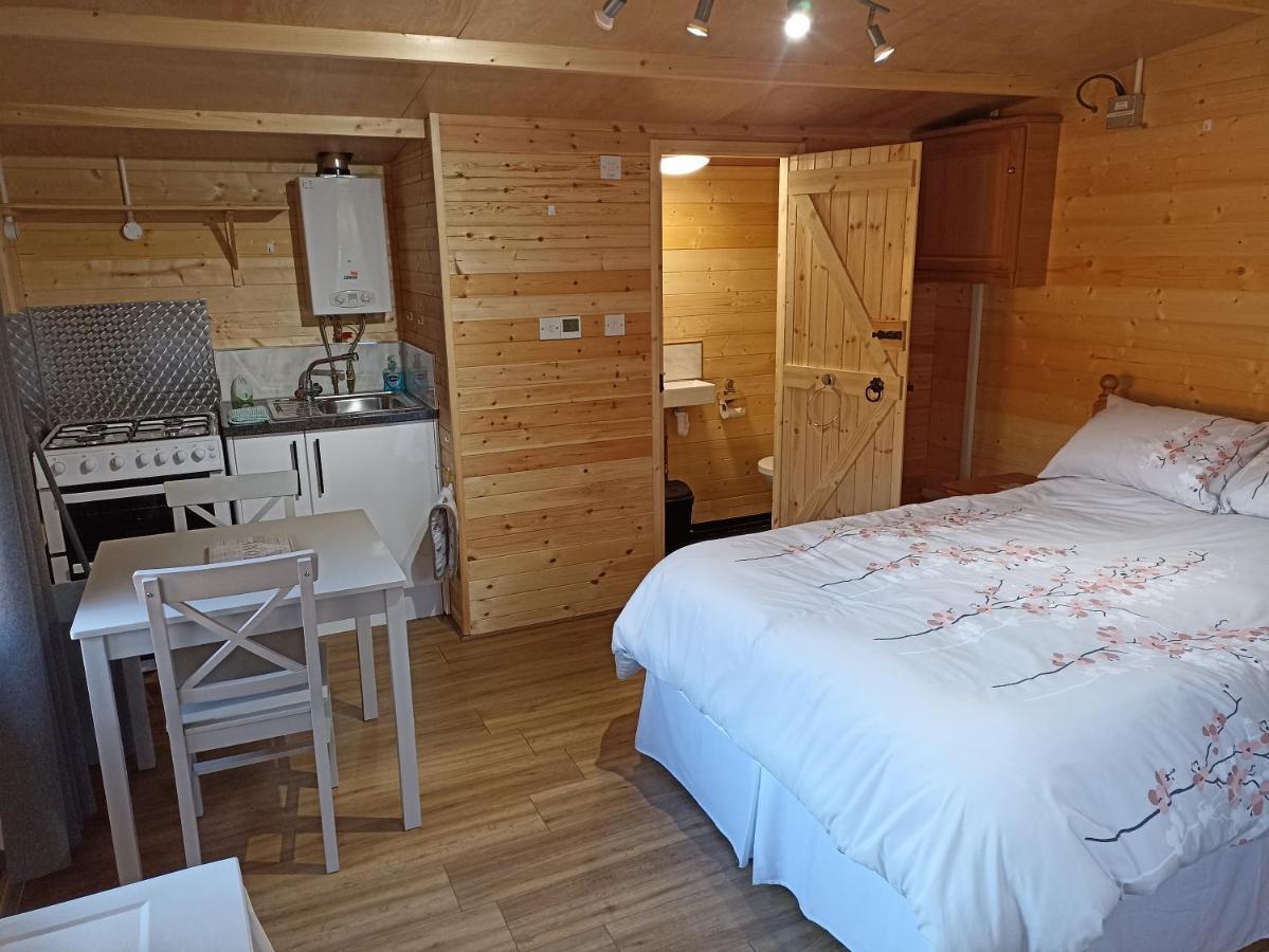 Cosy Cabin Stock Exterior foto
